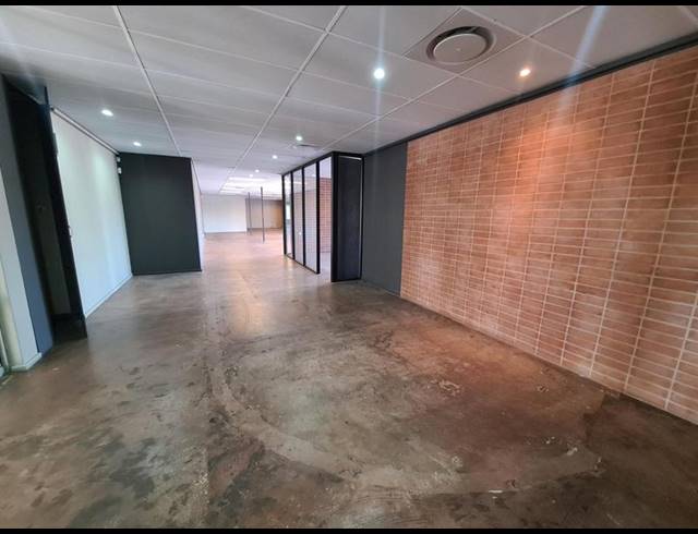 BUSINESS PROPERTY TO RENT IN FAERIE GLEN